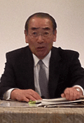 講師
