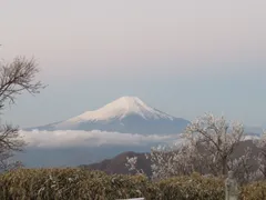 富士山が見事です。日の出前