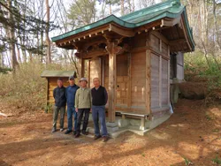 温泉神社にて