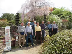 花見山入り口での集合写真