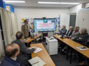 講話風景 DF751会議室にて