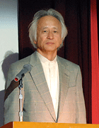 講師