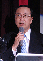 講師