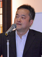 講師