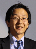 講師