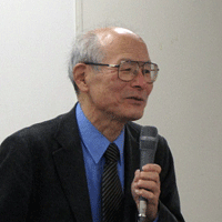 講師