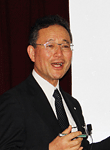 講師