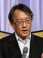 講師