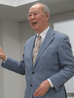 講師