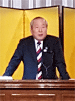 講師