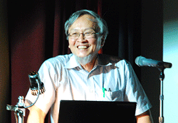 講師
